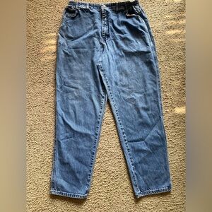 Women’s Blue Jeans